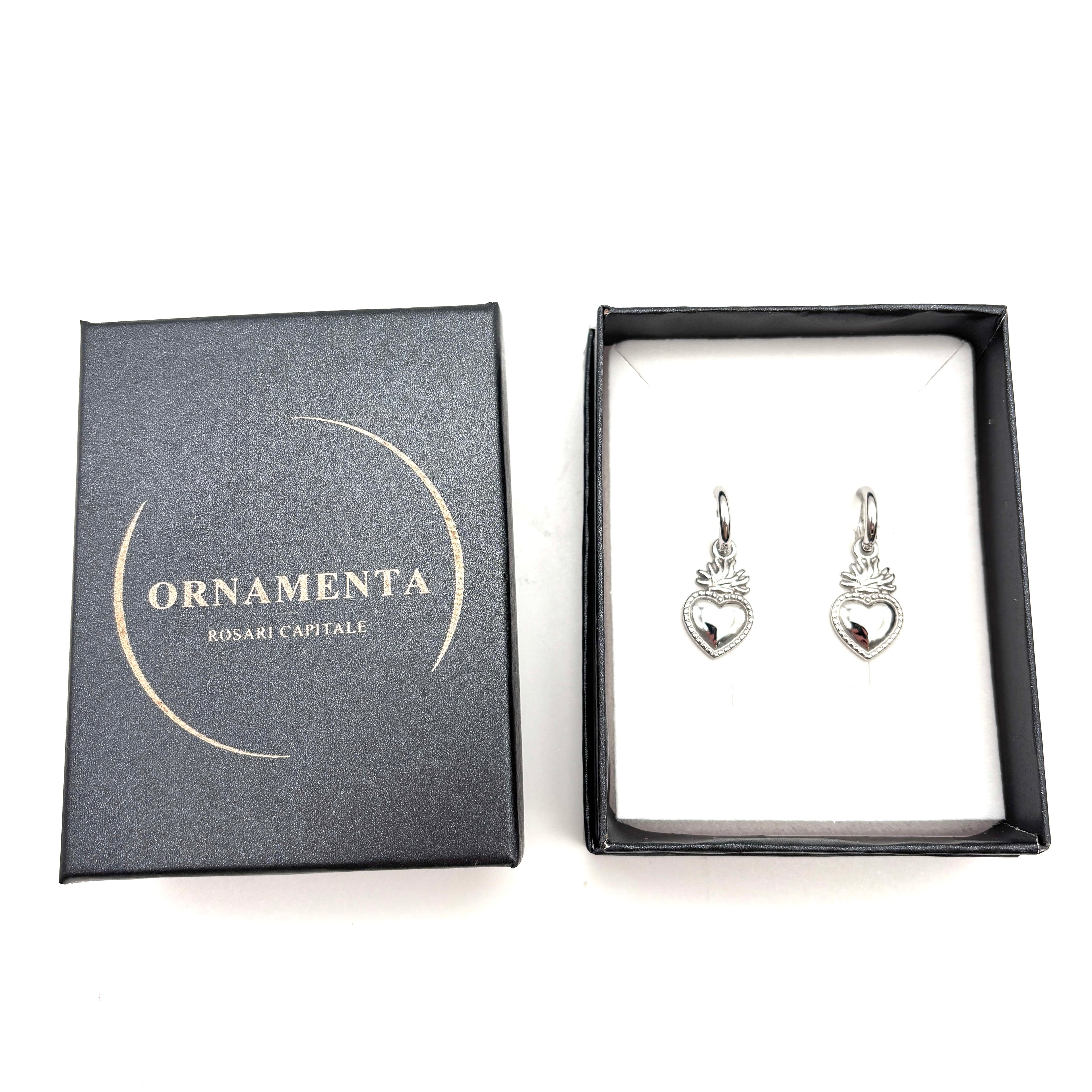 Orecchini pendenti Sacro Cuore - argentati