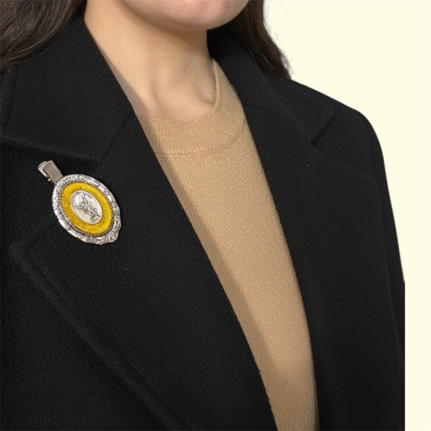 Spilla Gialla San Michele Arcangelo - Defende Nos In Proelio