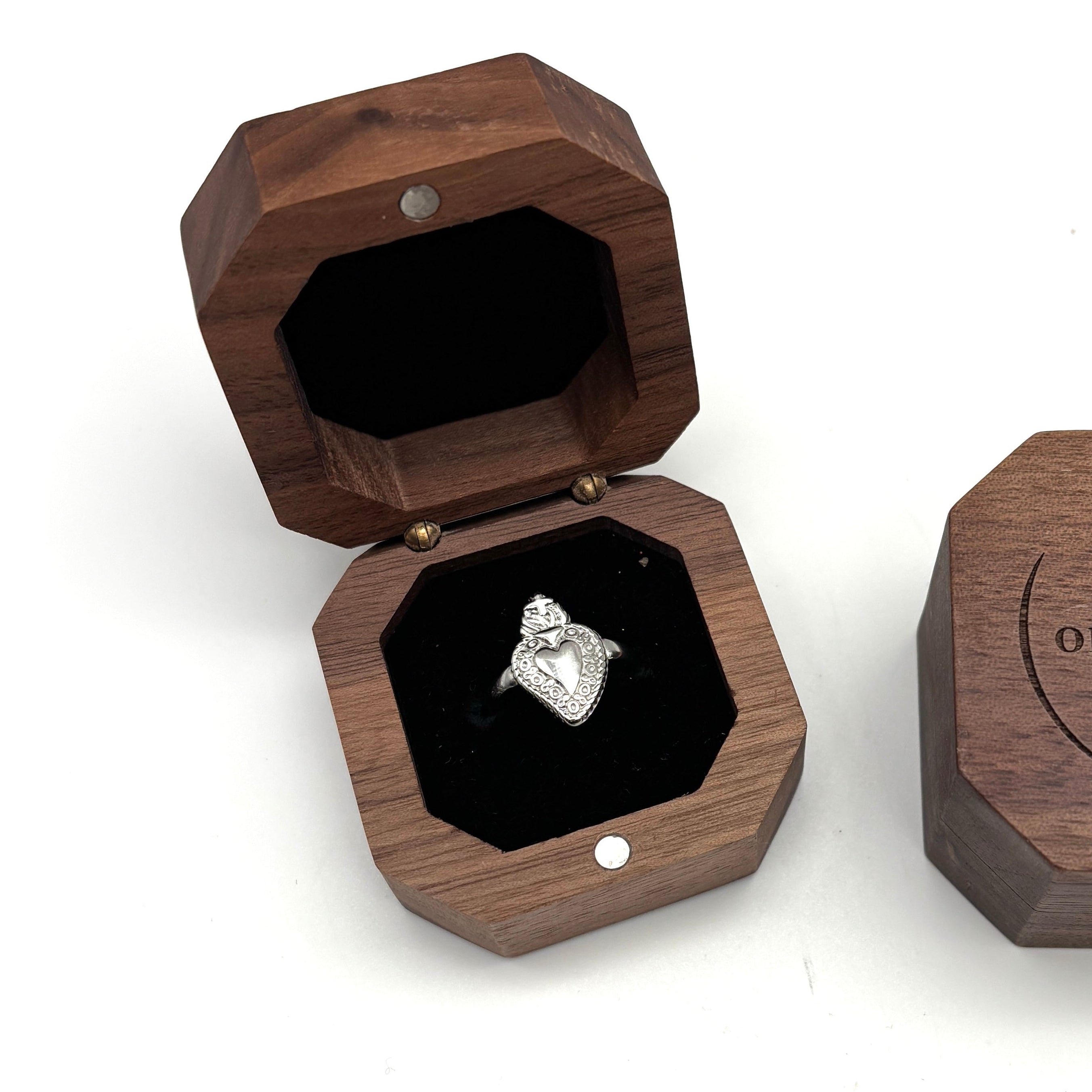 Anello Sacro Cuore sagomato - Acciaio argentato