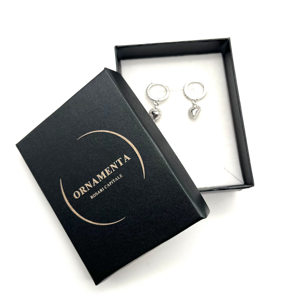 Orecchini a cuore pendenti – Acciaio inox (argento)