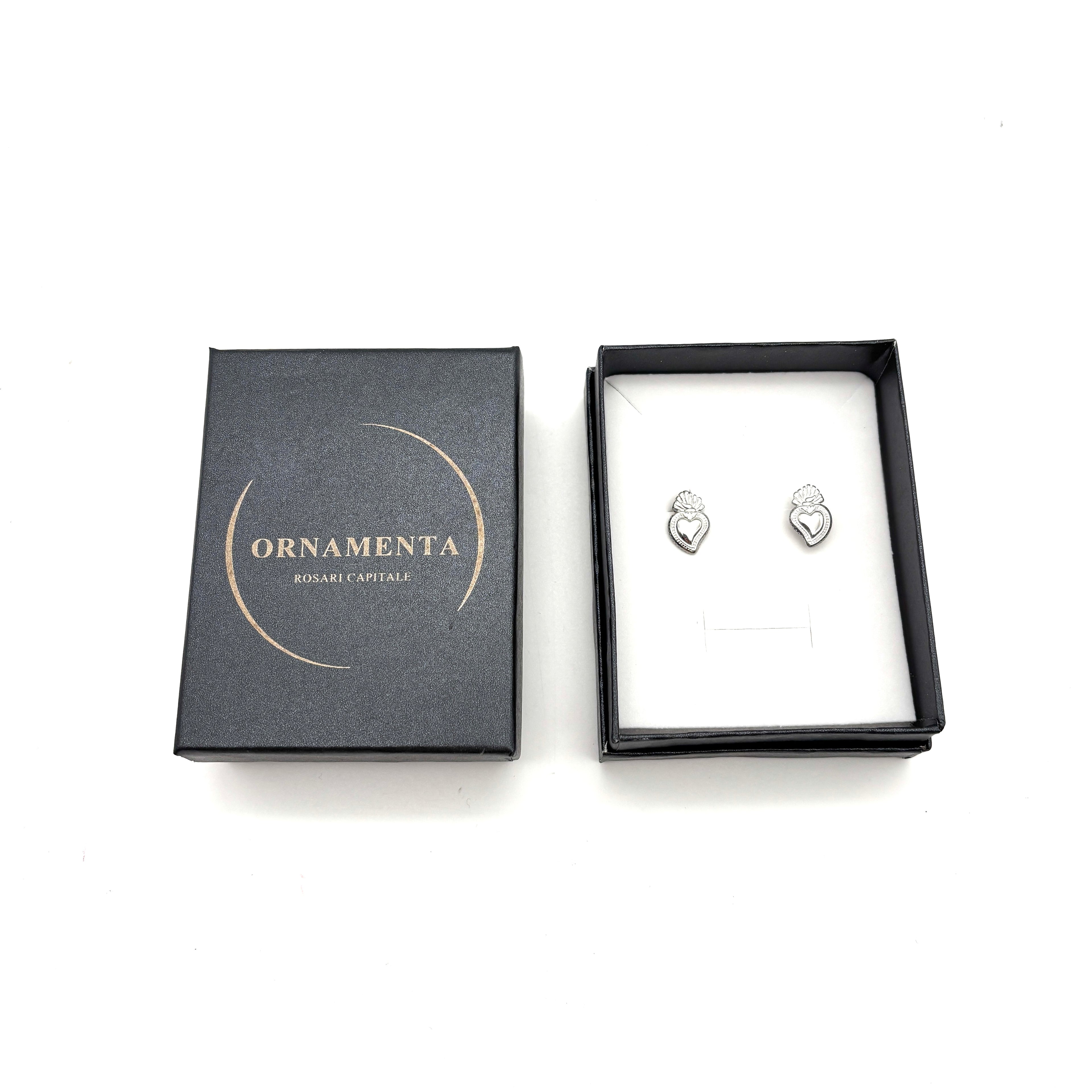 Orecchini a bottone Sacro Cuore