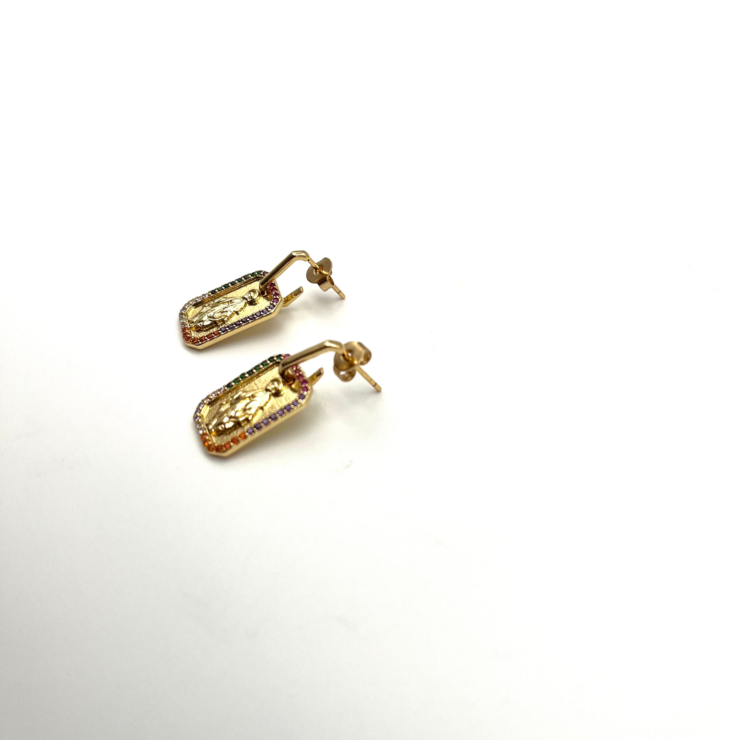 Orecchini Madonna Miracolosa – Acciaio Inossidabile con Cristalli Multicolor