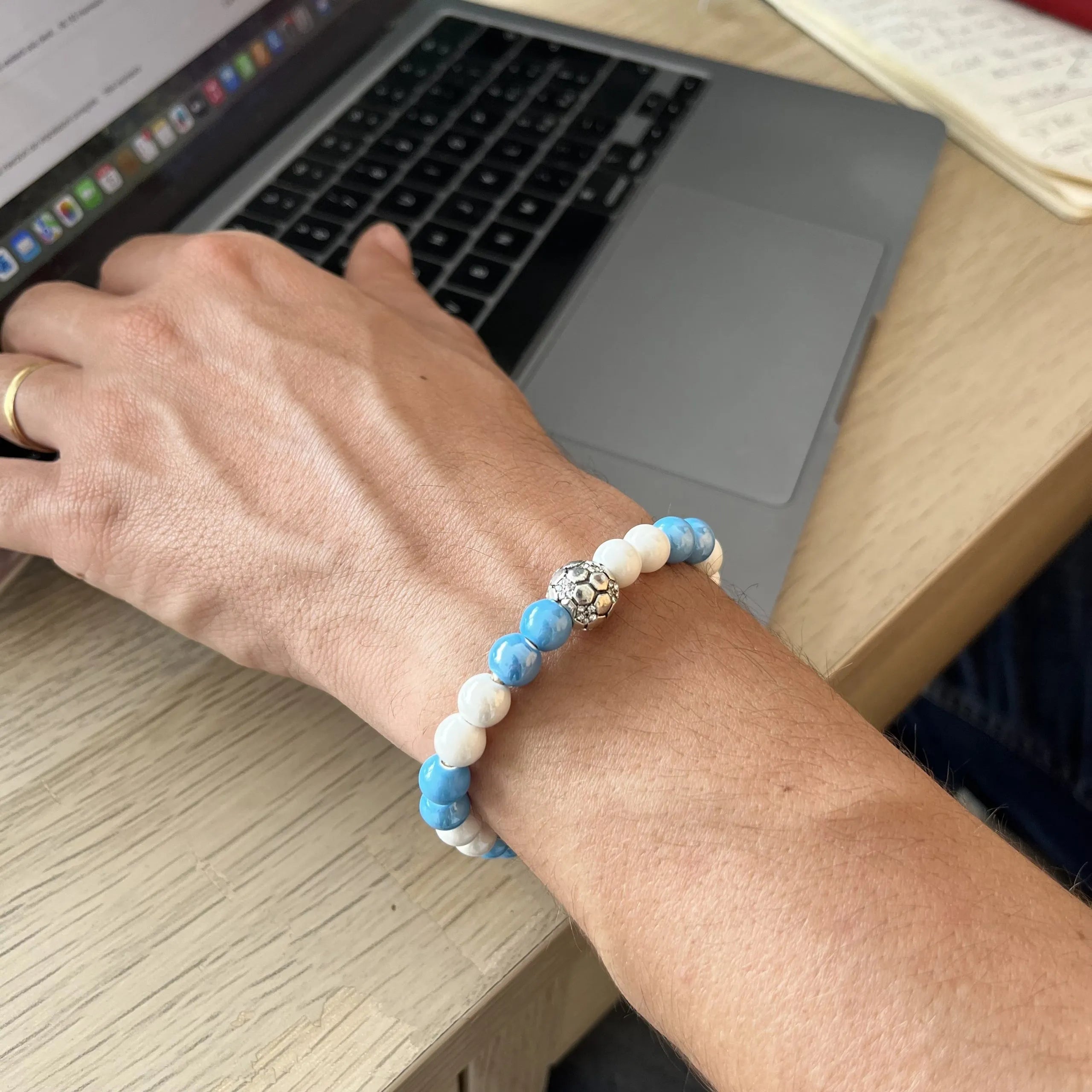 Bracciale S. Benedetto in corda e ceramica - Bianco Celeste