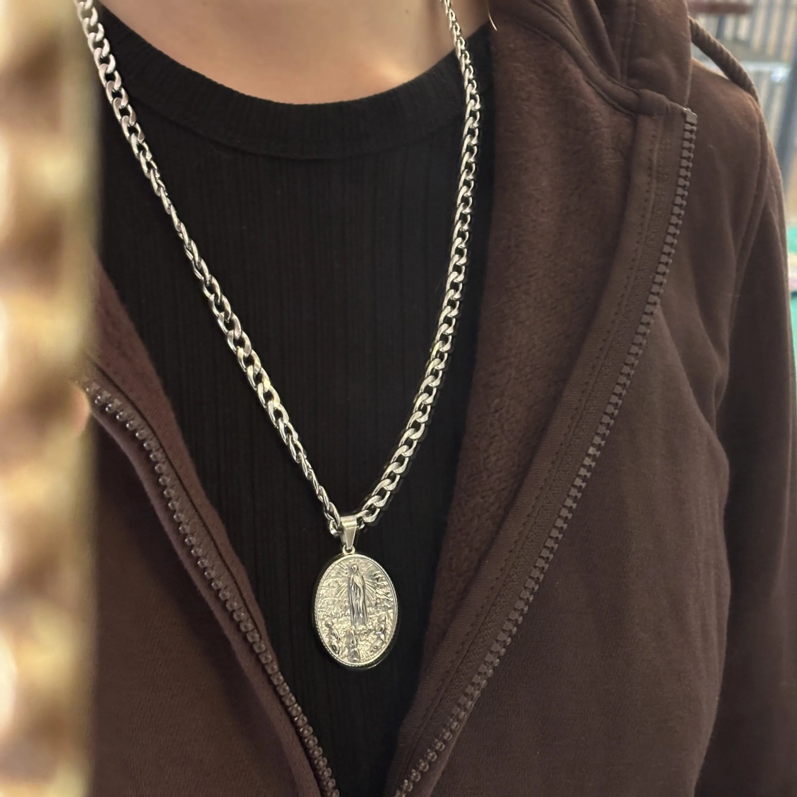 Collana Con Medaglione Madonna Di Fatima – Acciaio Inox